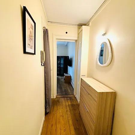 Apartment Tour Eiffel Chapu Paris