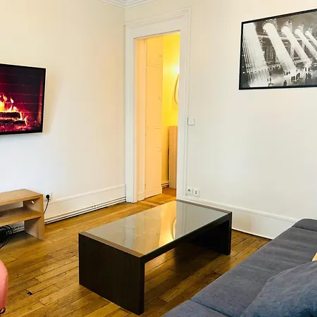 아파트 Tour Eiffel Chapu *