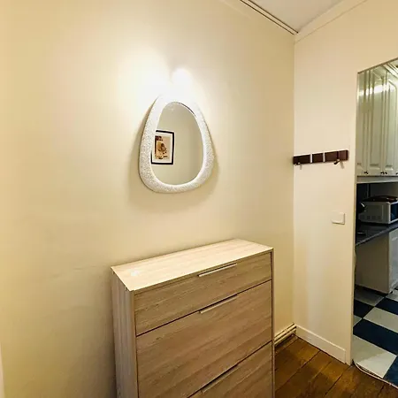 Tour Eiffel Chapu * باريس