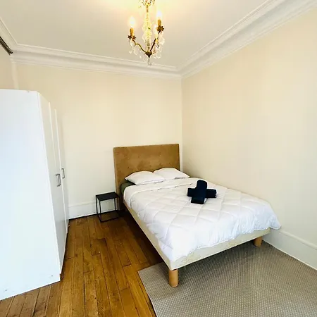 Tour Eiffel Chapu 아파트