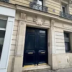Tour Eiffel Chapu Apartment *